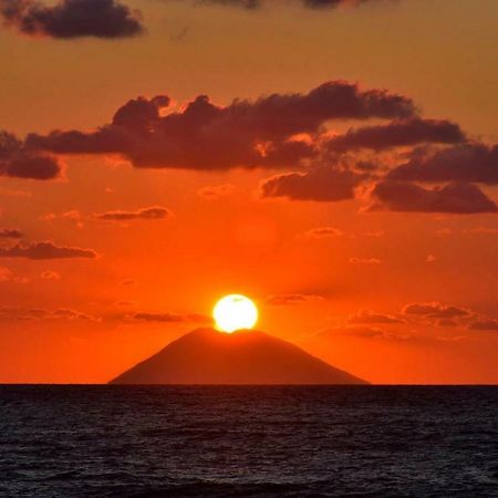 Апартаменты La Mesonette A Due Passi Dal Mare Тропея Экстерьер фото